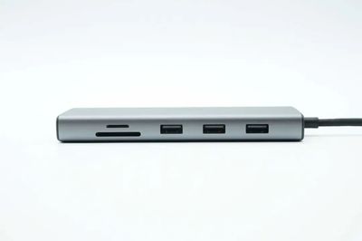 拆解报告 绿联4K 9合1 USB-C多功能扩展坞 科技股份